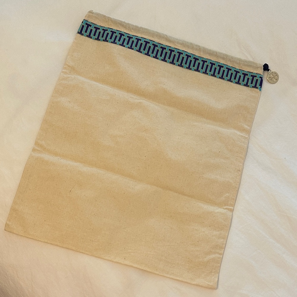 Tory Burch, Beige Drawstring Bag with Blue and Green Trim